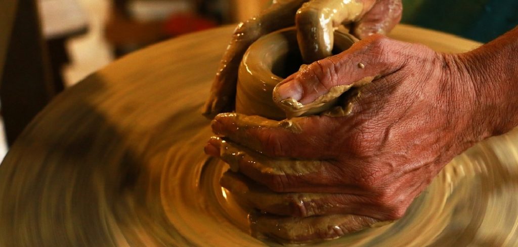 How to Seal Clay Pottery