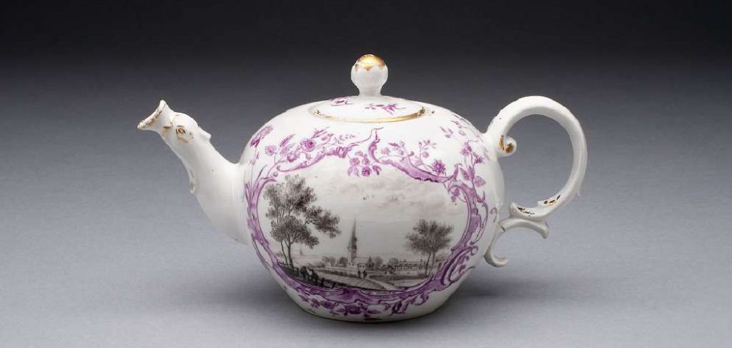 How to Use Porcelain Teapot