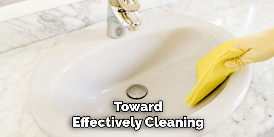 Toward
Effectively Cleaning