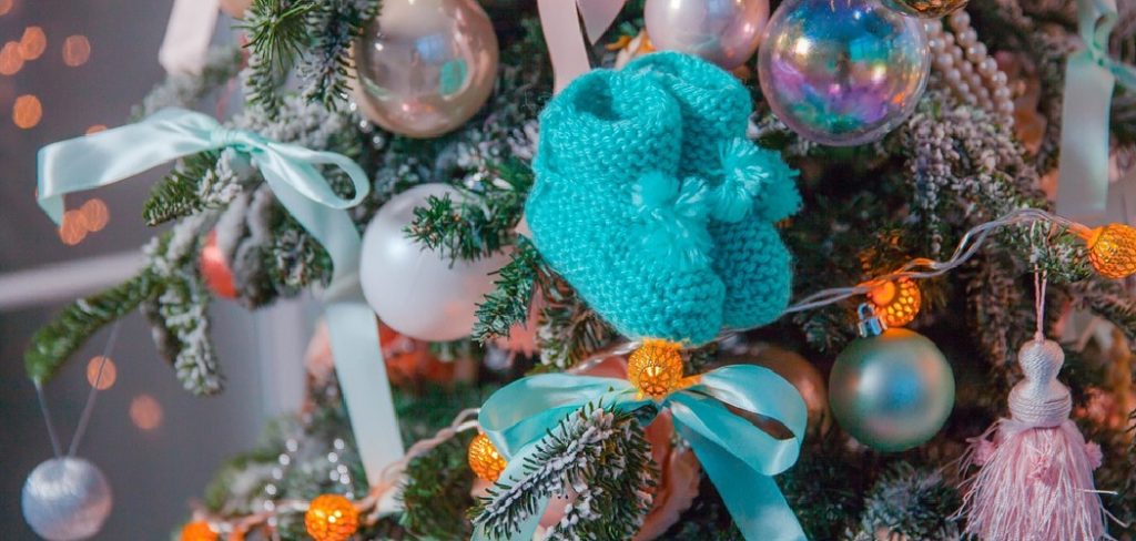 How to Decorate Ceramic Ornaments